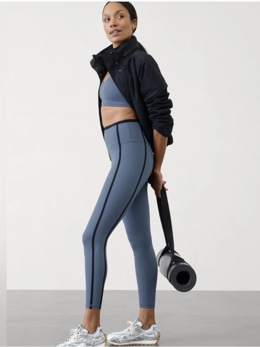 NWT Athleta Ultra High Rise Elation 7/8 Shadow Blue/Black Tight Sz XXS.